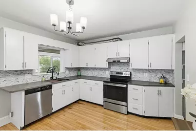 111 Greenleaf St, Quincy, MA 02169 - Photo 15