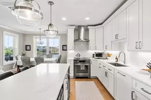 16 Franklin St, Salem, MA 01970 - Photo 11