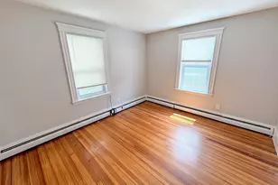8 Arthur St, Salem, MA 01970 - Photo 3