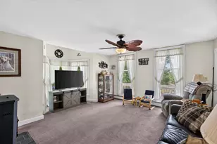 26 Humphrey Pl, Athol, MA 01331 - Photo 9