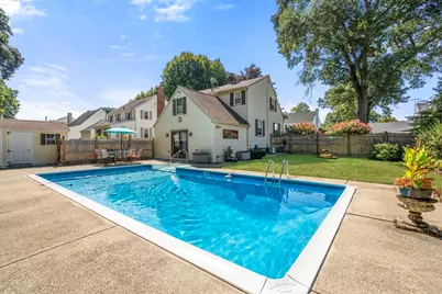 285 Vernon St, Norwood, MA 02062 - Photo 5