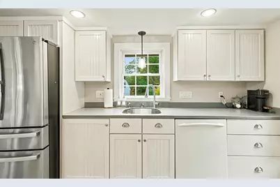 149 Glenview St, Upton, MA 01568 - Photo 9