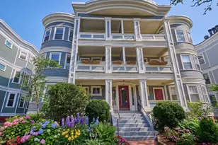 118 Trowbridge St, Cambridge, MA 02138 - Photo 1