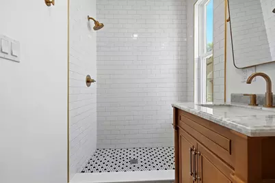 8 Carlton Street #2, Somerville, MA 02143 - Photo 9