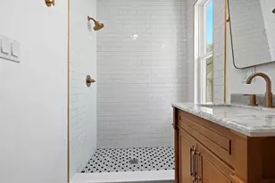 8 Carlton St, Somerville, MA 02143 - Photo 9