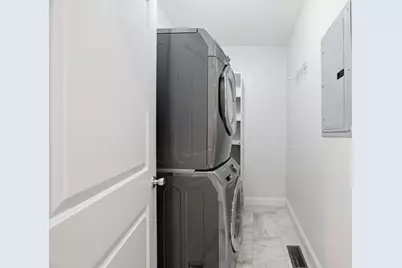 276 Princeton St #1, Boston, MA 02128 - Photo 15