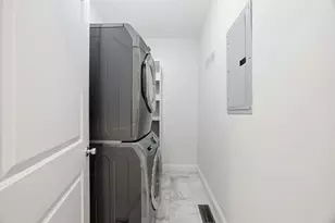 276 Princeton St, Boston, MA 02128 - Photo 15