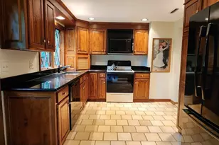 244 Lathrop St, South Hadley, MA 01075 - Photo 13