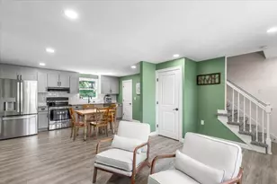 40 Hill Ave, Franklin, MA 02038 - Photo 5