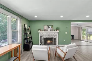 40 Hill Ave, Franklin, MA 02038 - Photo 3