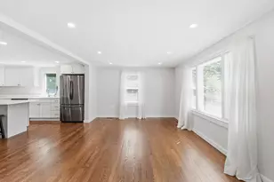 8 Millbury Terrace, Millbury, MA 01527 - Photo 5