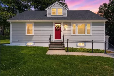 8 Millbury Terrace, Millbury, MA 01527 - Photo 3