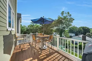 27 Beryl St, Boston, MA 02131 - Photo 15