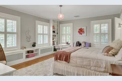 66 Beaumont Ave, Newton, MA 02460 - Photo 23