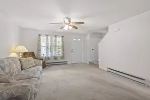 43 High St, Northbridge, MA 01588 - Photo 7