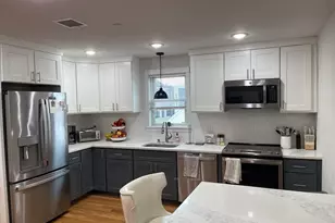 153 Bowen St, Boston, MA 02127 - Photo 3