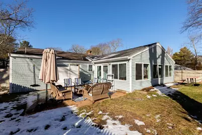 46 Pawkannawkut Dr, Yarmouth, MA 02664 - Photo 7