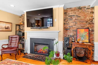 7 Daniels St #2, Salem, MA 01970 - Photo 5