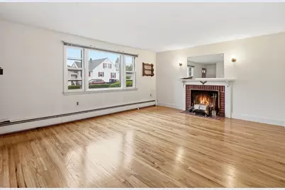 5 Seneca St, Methuen, MA 01844 - Photo 9