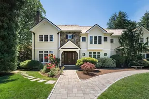 8 Valley Rd, Wellesley, MA 02481 - Photo 3