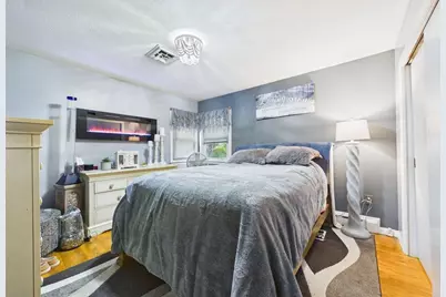 26 Pershing Ave, Acushnet, MA 02743 - Photo 15
