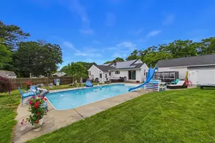 26 Pershing Ave, Acushnet, MA 02743 - Photo 31
