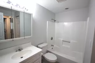 2008 Franklin Crossing Rd, Franklin, MA 02038 - Photo 11