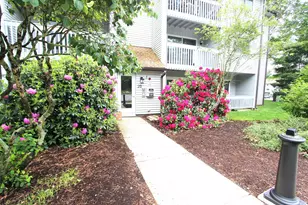 2008 Franklin Crossing Rd, Franklin, MA 02038 - Photo 1