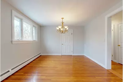 33 Fairchild Ave, Saugus, MA 01906 - Photo 7