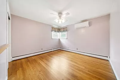33 Fairchild Ave, Saugus, MA 01906 - Photo 15