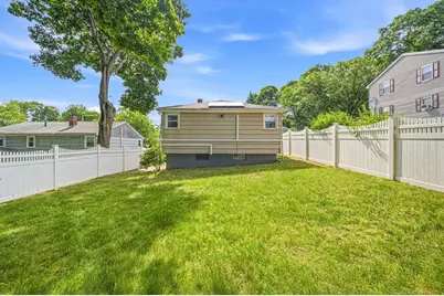 33 Fairchild Ave, Saugus, MA 01906 - Photo 31