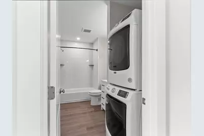 22 Station Street #B, Weymouth, MA 02189 - Photo 3