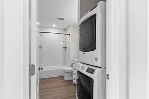 22 Station St, Weymouth, MA 02189 - Photo 3