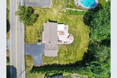 329 Pakachoag St, Auburn, MA 01501 - Photo 11