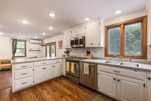 329 Pakachoag St, Auburn, MA 01501 - Photo 17