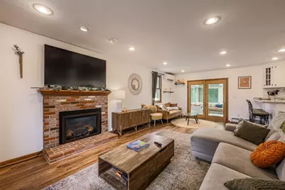 329 Pakachoag St, Auburn, MA 01501 - Photo 23