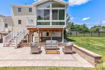 329 Pakachoag St, Auburn, MA 01501 - Photo 7
