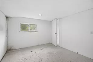 40 Maple St, Holliston, MA 01746 - Photo 17