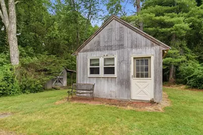 40 Maple St, Holliston, MA 01746 - Photo 21