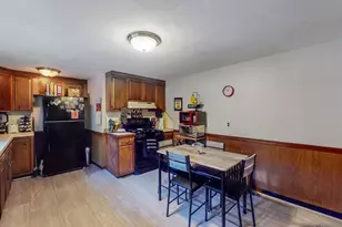 59 River St, Newton, MA 02465 - Photo 9