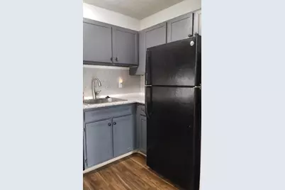 180 Fulton St #7, Fall River, MA 02720 - Photo 3