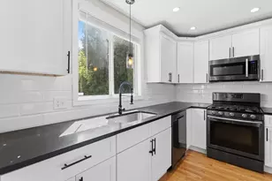 1159 River Rd, Agawam, MA 01001 - Photo 9