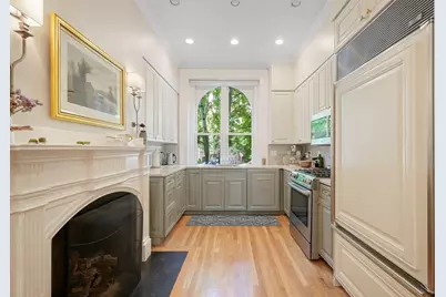 28 Marlborough Street #1, Boston, MA 02116 - Photo 9