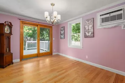 105 Pine Ridge Rd, Medford, MA 02155 - Photo 9