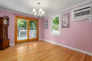 105 Pine Ridge Rd, Medford, MA 02155 - Photo 9