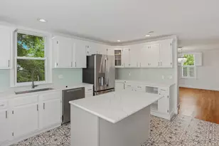 20 Ocean Ave, Marblehead, MA 01945 - Photo 9