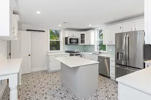 20 Ocean Ave, Marblehead, MA 01945 - Photo 7