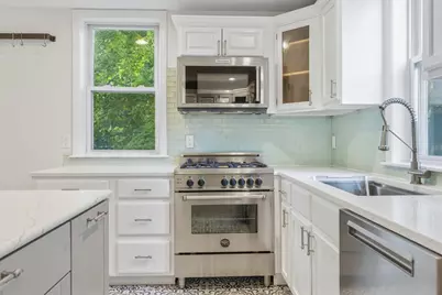 20 Ocean Ave #4, Marblehead, MA 01945 - Photo 9