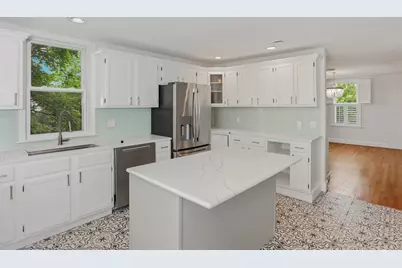 20 Ocean Ave #4, Marblehead, MA 01945 - Photo 9