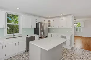 20 Ocean Ave, Marblehead, MA 01945 - Photo 9
